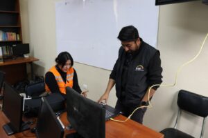 En Azuay se analiza la conectividad de los Centros de Digitalización de Actas.